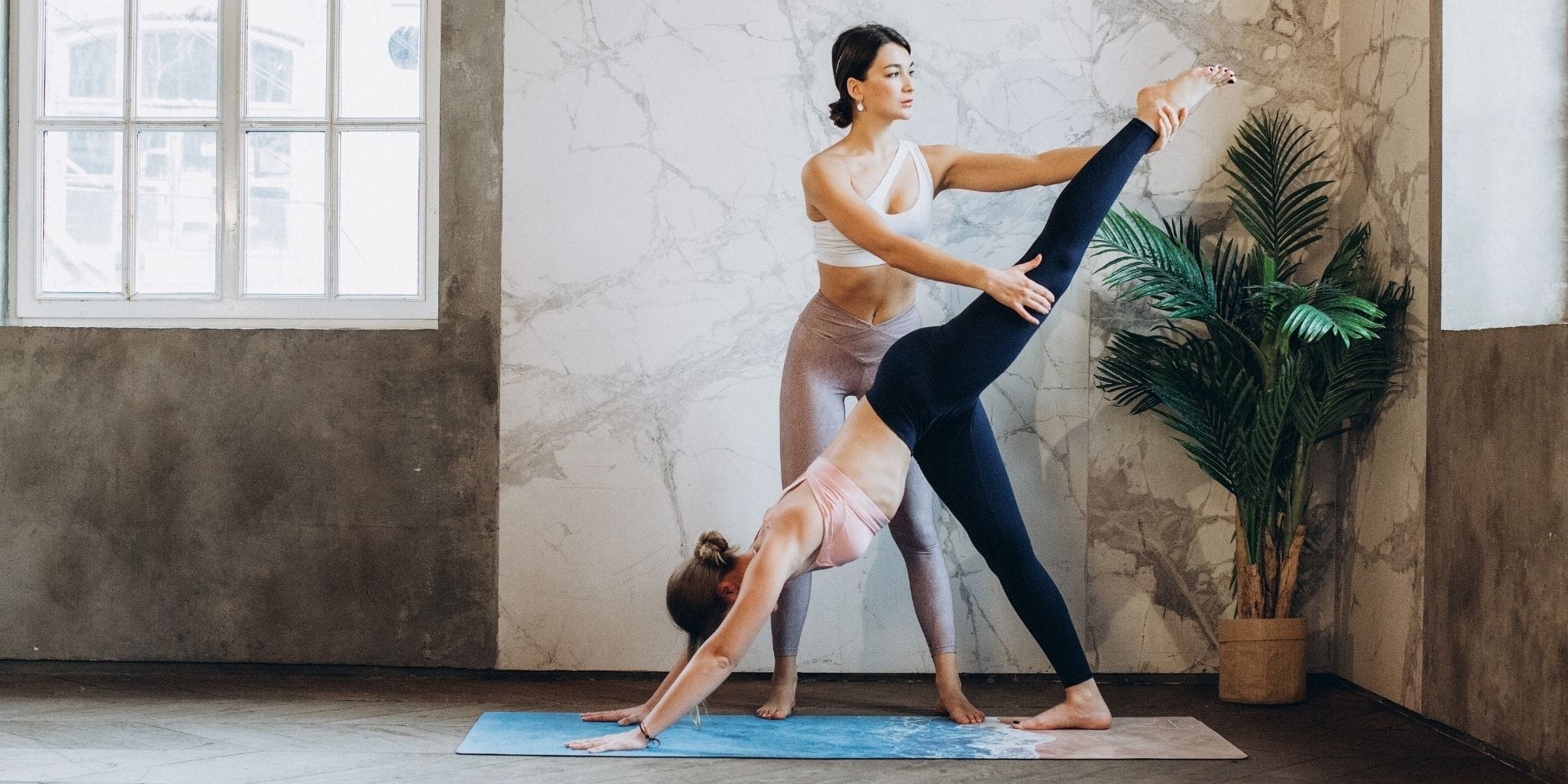 Jak organizować wyjazdy jogowe? Praktyczny przewodnik dla nauczycieli jogi