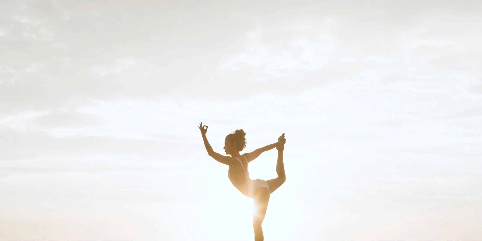 Jak zostać nauczycielem jogi w Polsce? Ile to kosztuje i co musisz wiedzieć?